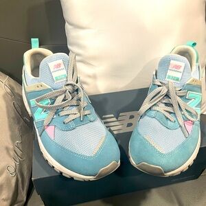 Kids new balance size 3